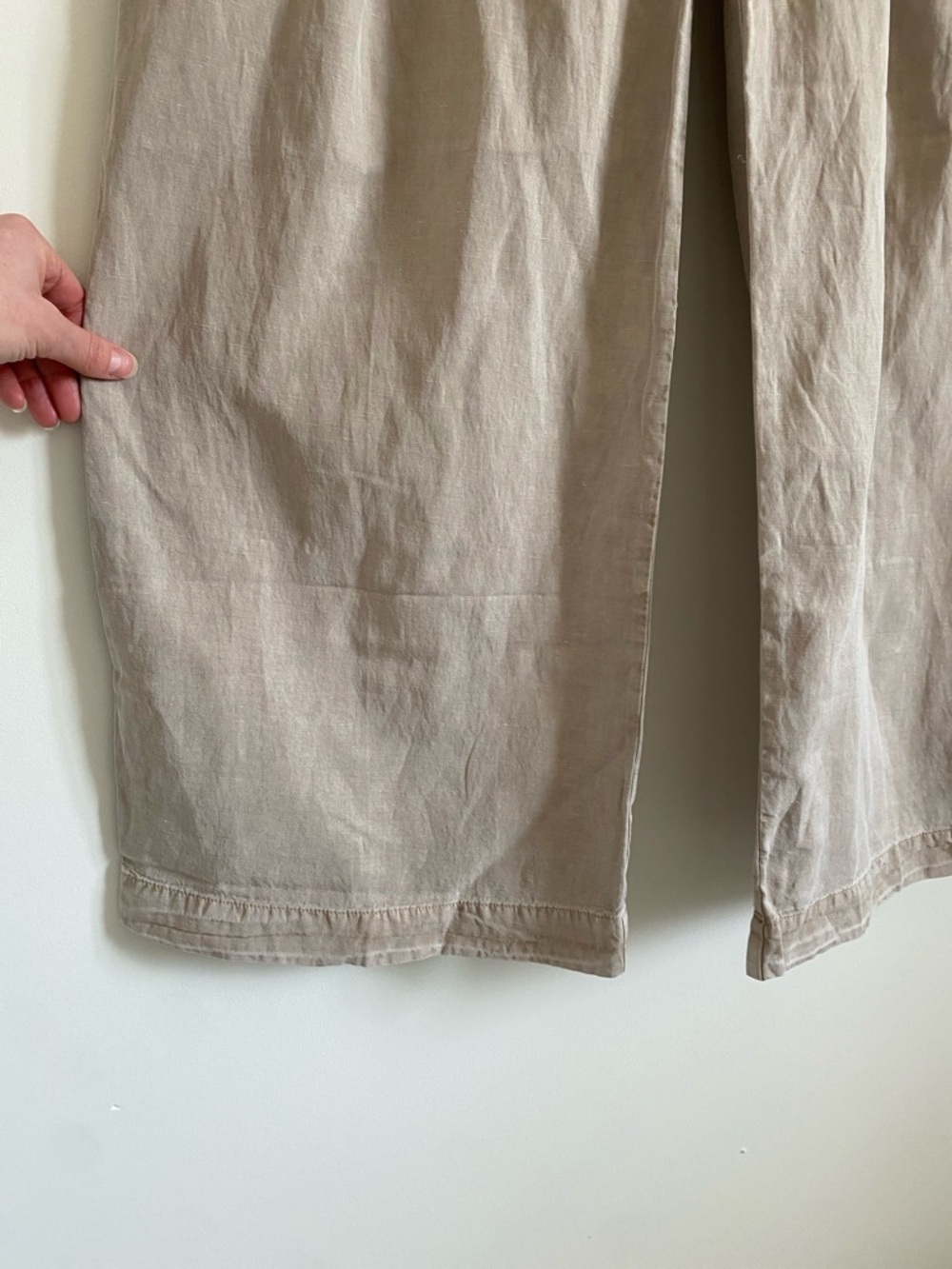 SOLD James Perse | Soft Pleat Wide Leg Pant | Linen Blend - Picture 4 of 10